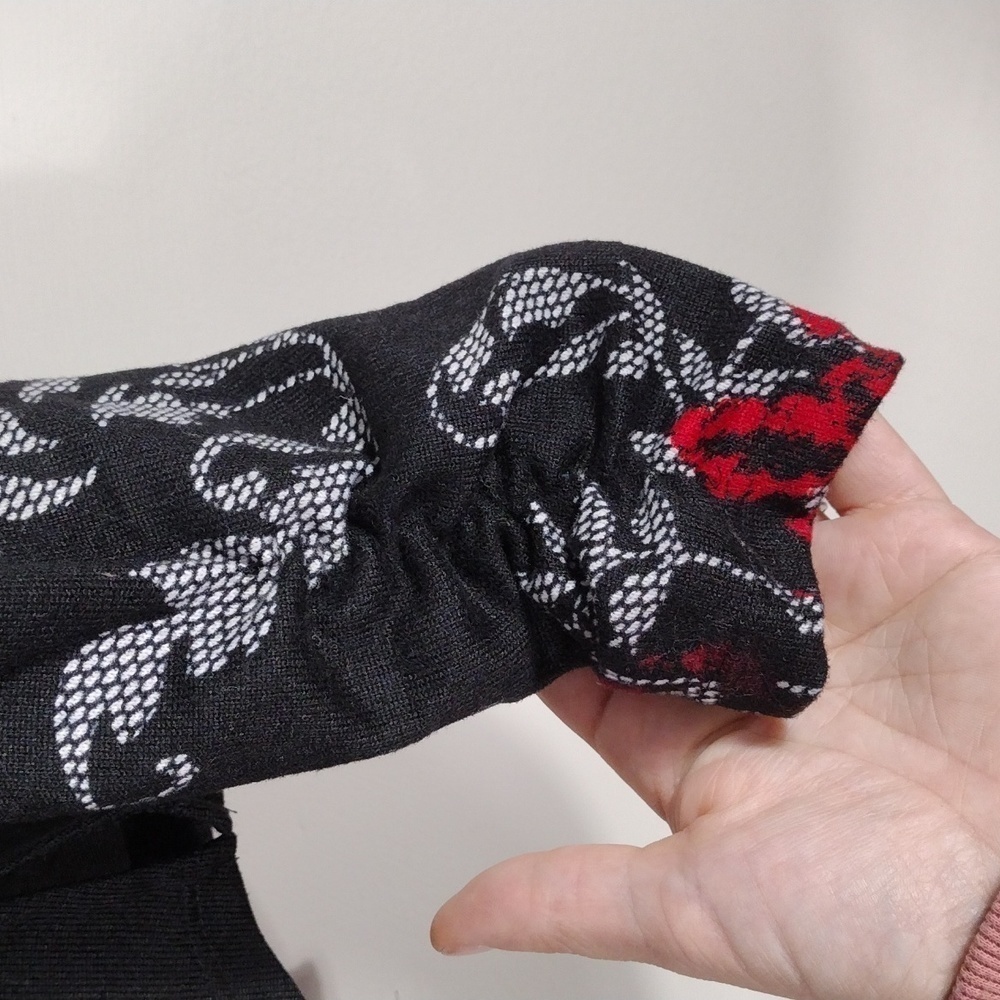 EUC Venus Long Sleeve Black and Red Floral Print Button up Sweater size … - Picture 5 of 16